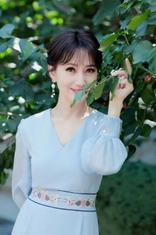 女人巨大荫蒂勃起